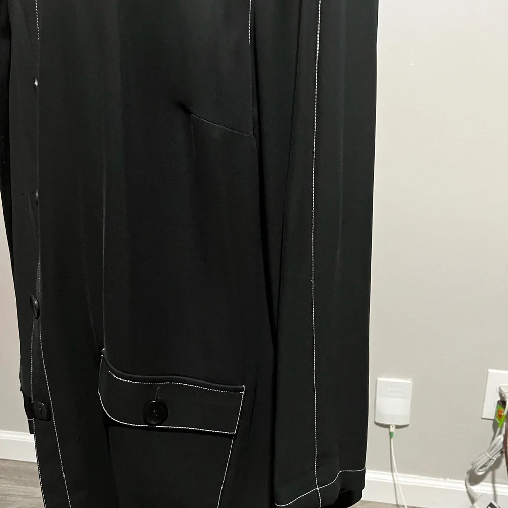 Plus Size Top - Picture 5 of 5